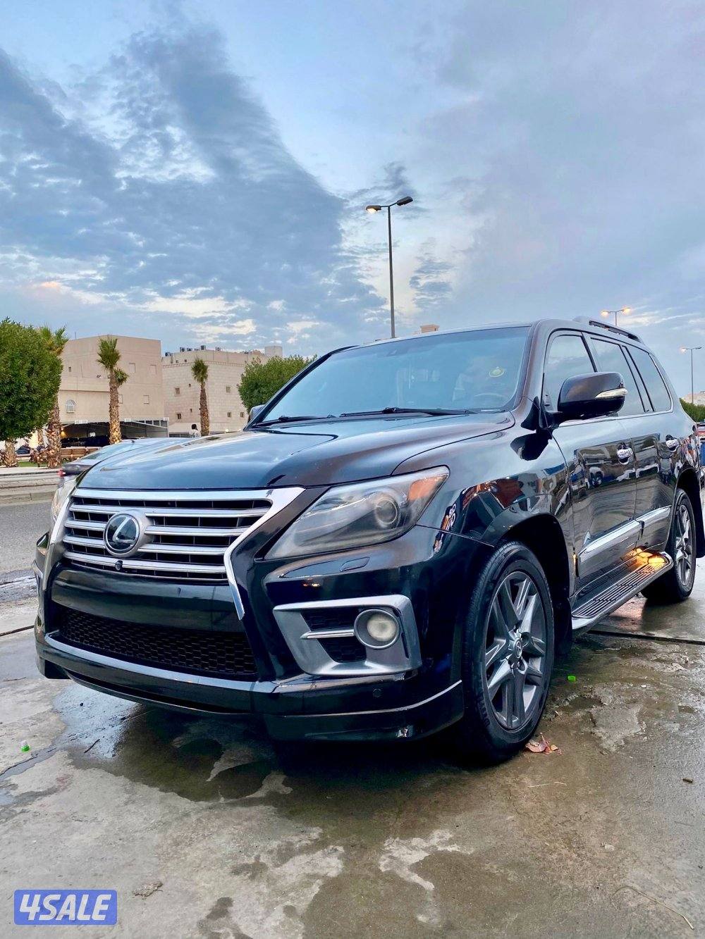 لكزس ٥٧٠ فل كامل دراجة اولي موديل ٢٠١٣ نظيفة جداً مرفق فحص2