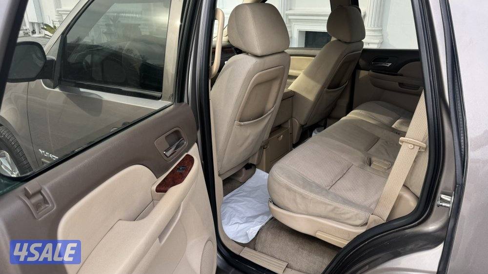 يوكن 2013 بحالة ممتاز شرط الفحص بالكامل ( بيعه سريعه )4