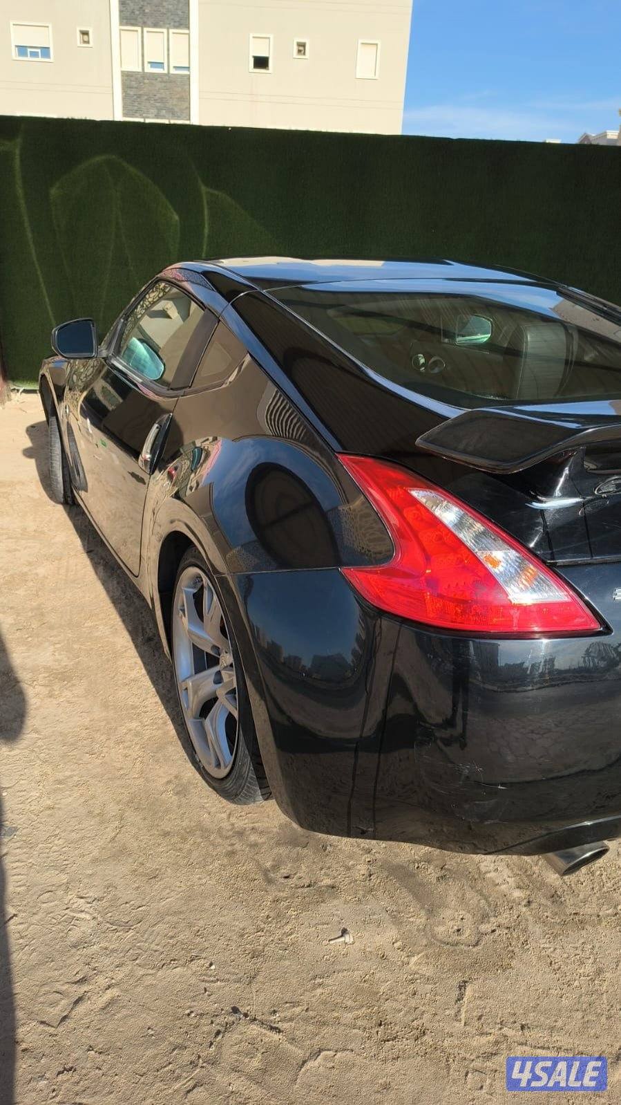 زد نيسان ٢٠١٠4