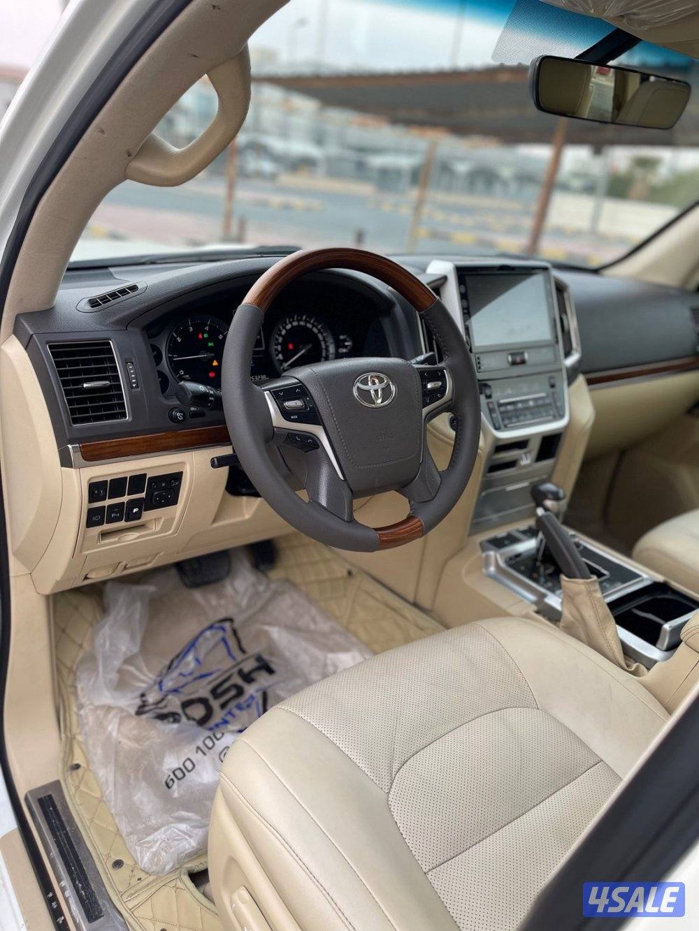 لاند كروز VXR صبغ الوكاله شرط الفحص قطر8