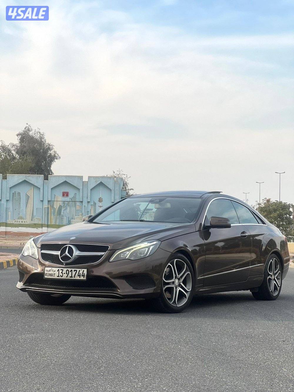 مرسيدس E200 كوبيه1