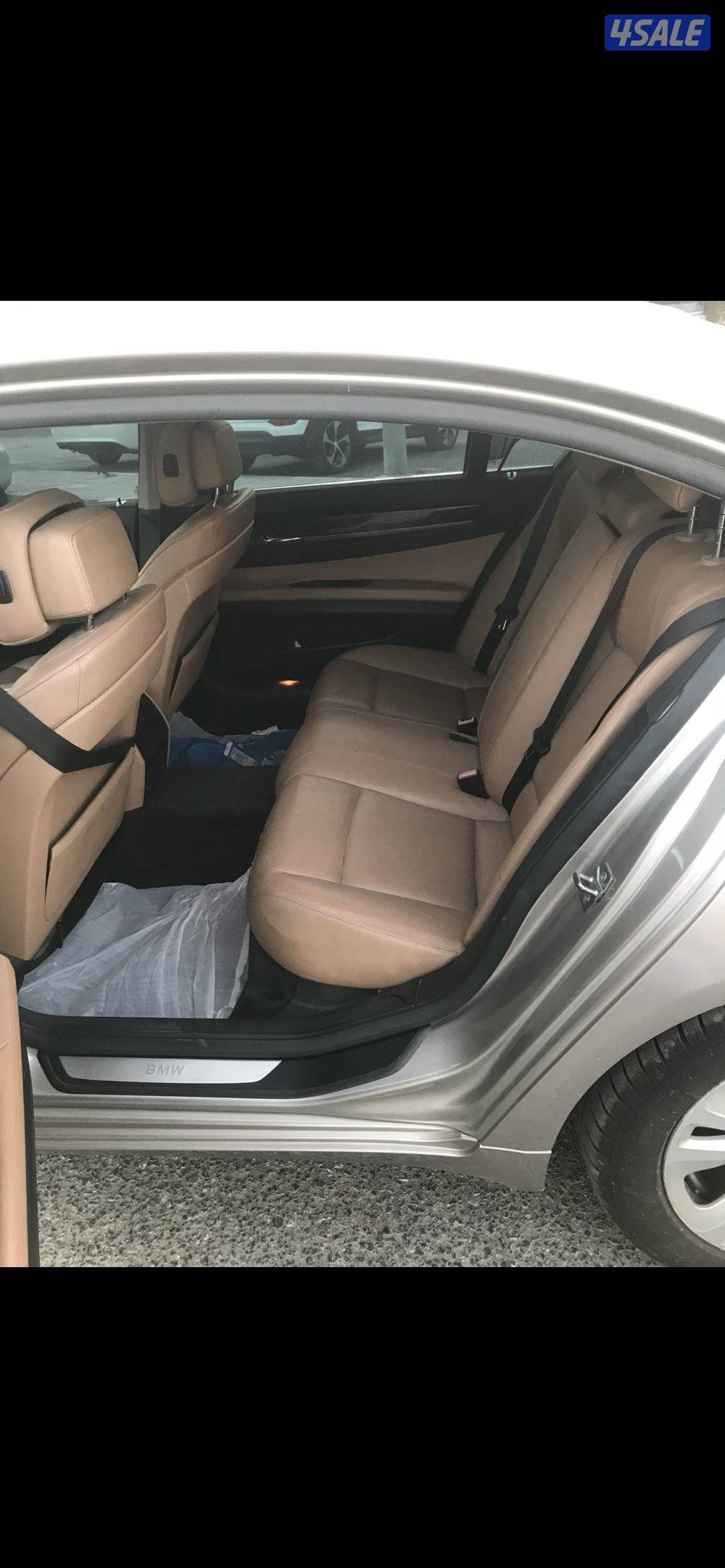 بي ام موديل 2010 كل شي بسياره شغال استخدام  يومي1