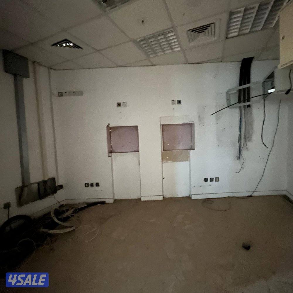 محل للإيجار في القبلة قطعة 143