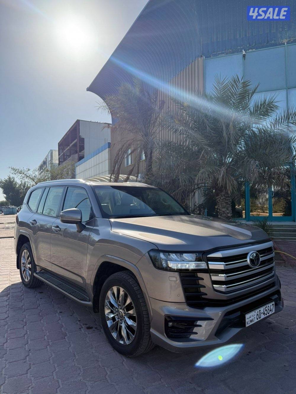 لاند كروز 2022 ايرو S تون تيربو بحاله الوكاله عداد 139 الف0