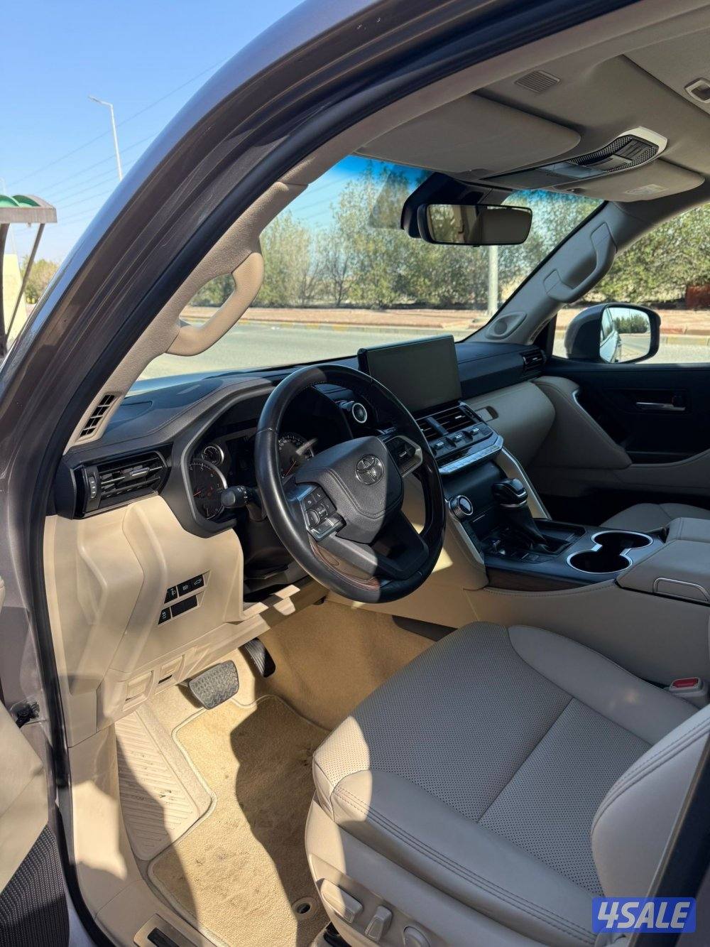 لاند كروز 2022 ايرو S تون تيربو بحاله الوكاله عداد 139 الف6