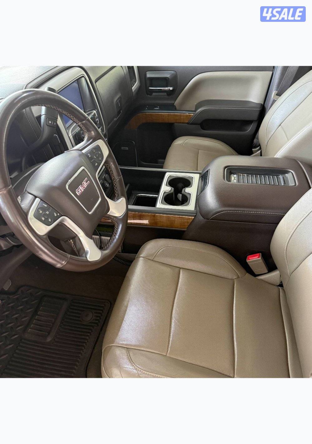 للبيع وانيت سييرا موديل 20174