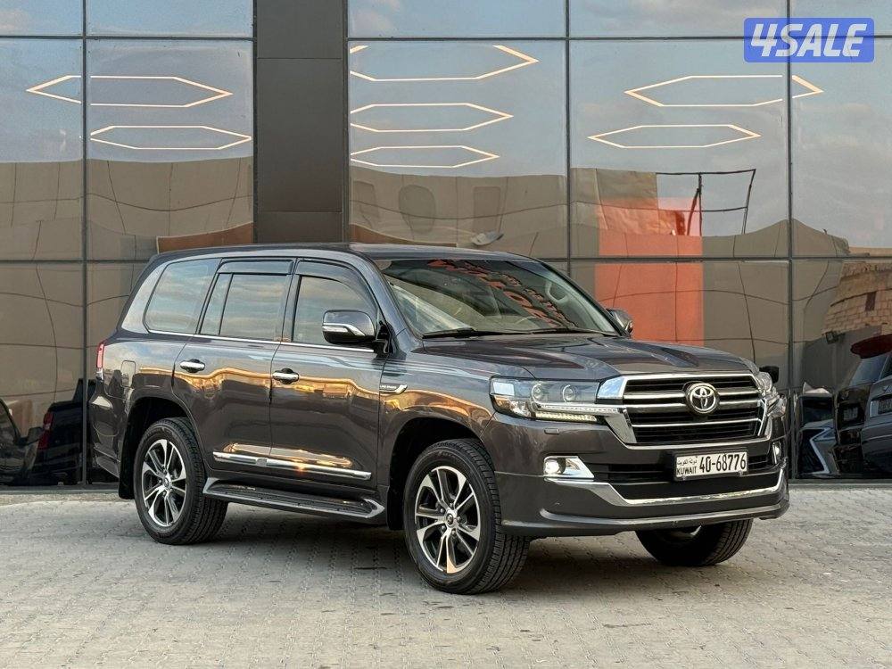 LAND CRUISER GXR V8 _2020 صبغ الوكالة0
