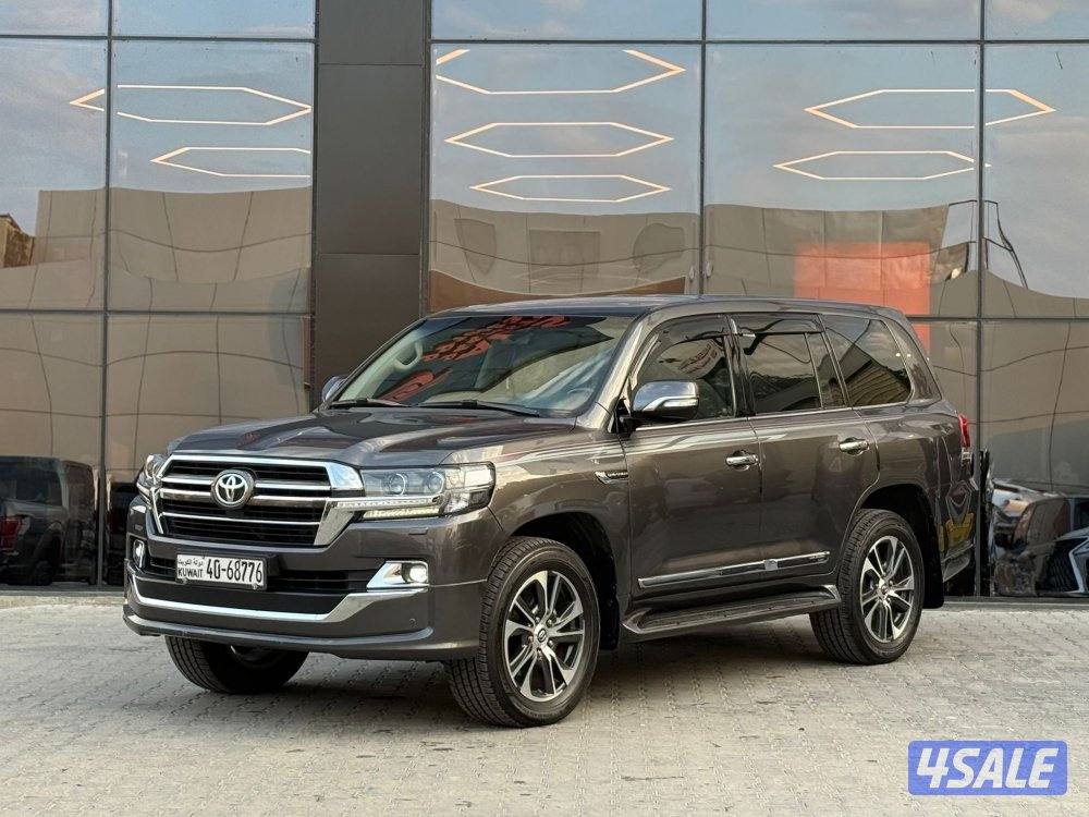 LAND CRUISER GXR V8 _2020 صبغ الوكالة1
