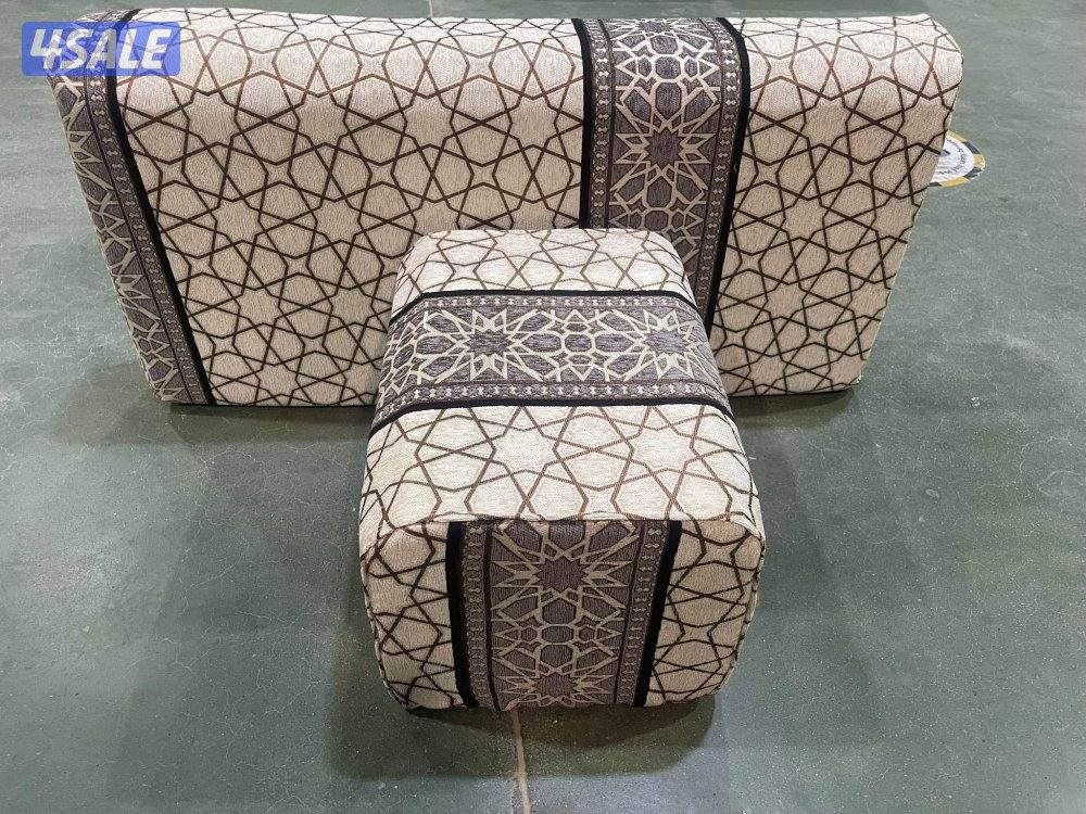 بيع وتركيب وتنجيد جميع السجاد التركي وتفصيل مساند ضهر وتركيب ارضيات با8