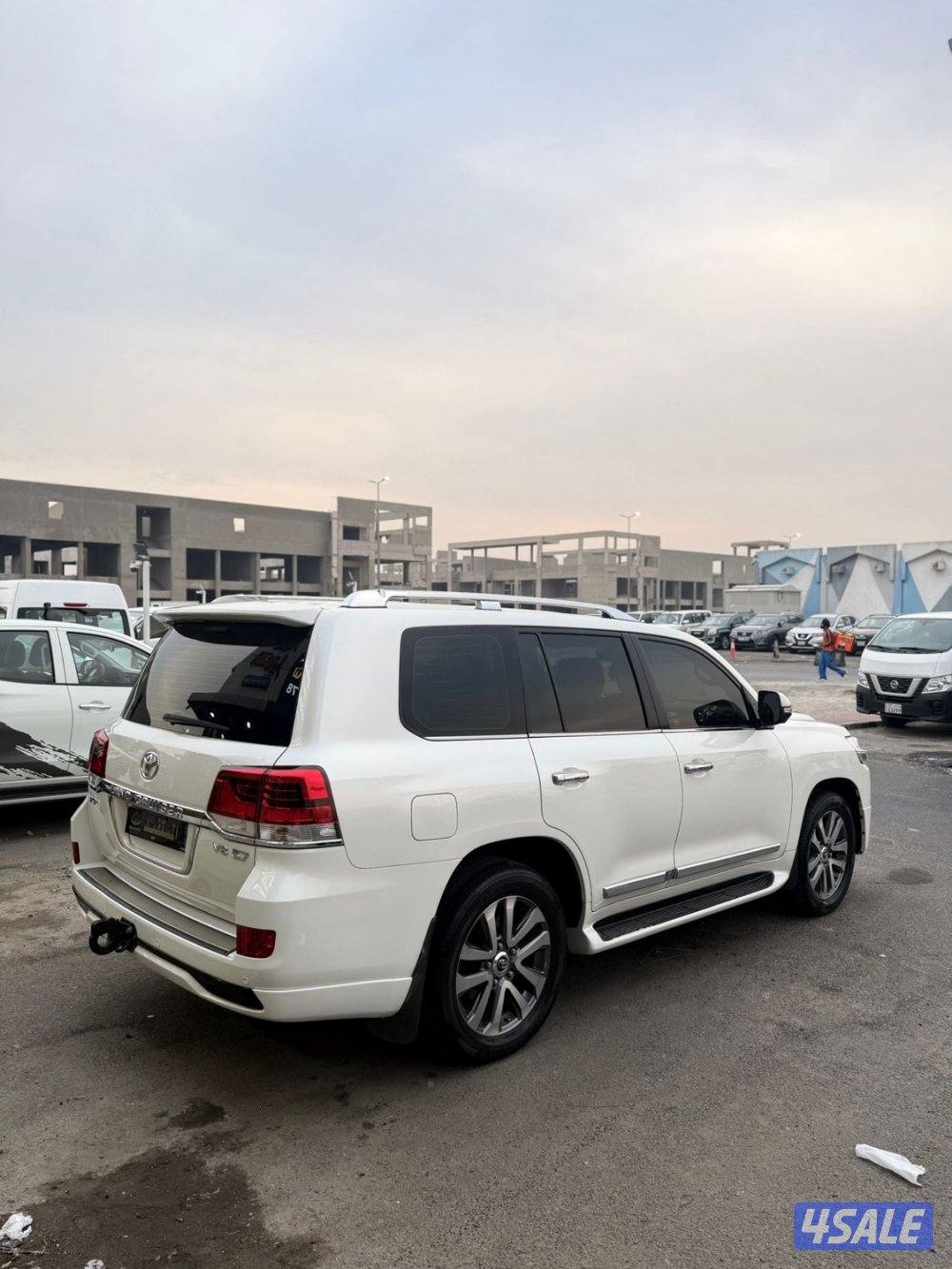 لاندكروزر VXR عداد ١٧٠ صبغ الوكاله الدرجة الاولى3