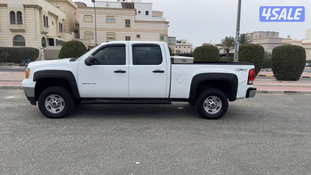 للبيع وانيت سييرا hb موديل 2013 وارد بهبهاني ماشي 100 الف صبغ قطعة0