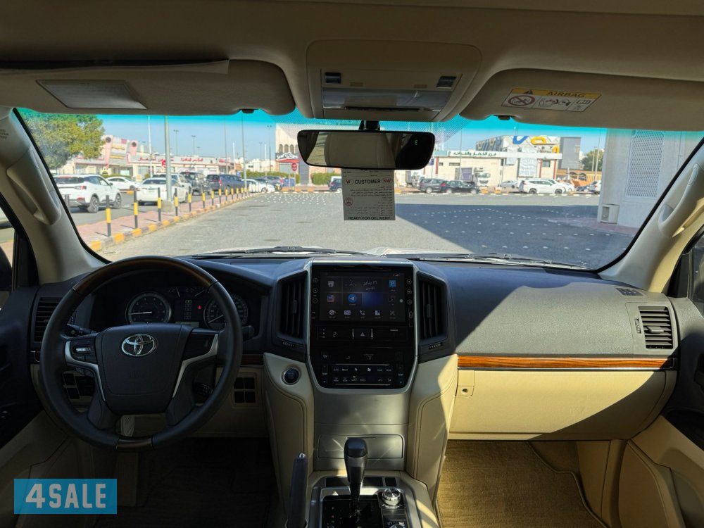 لاندكروزر وارد الوكالة موديل 20177