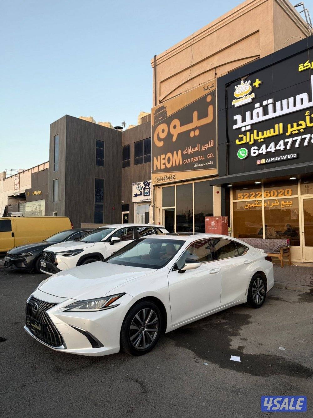 لكزس ES350 مديل2019 عداد ٨٠ شرط الفحص0