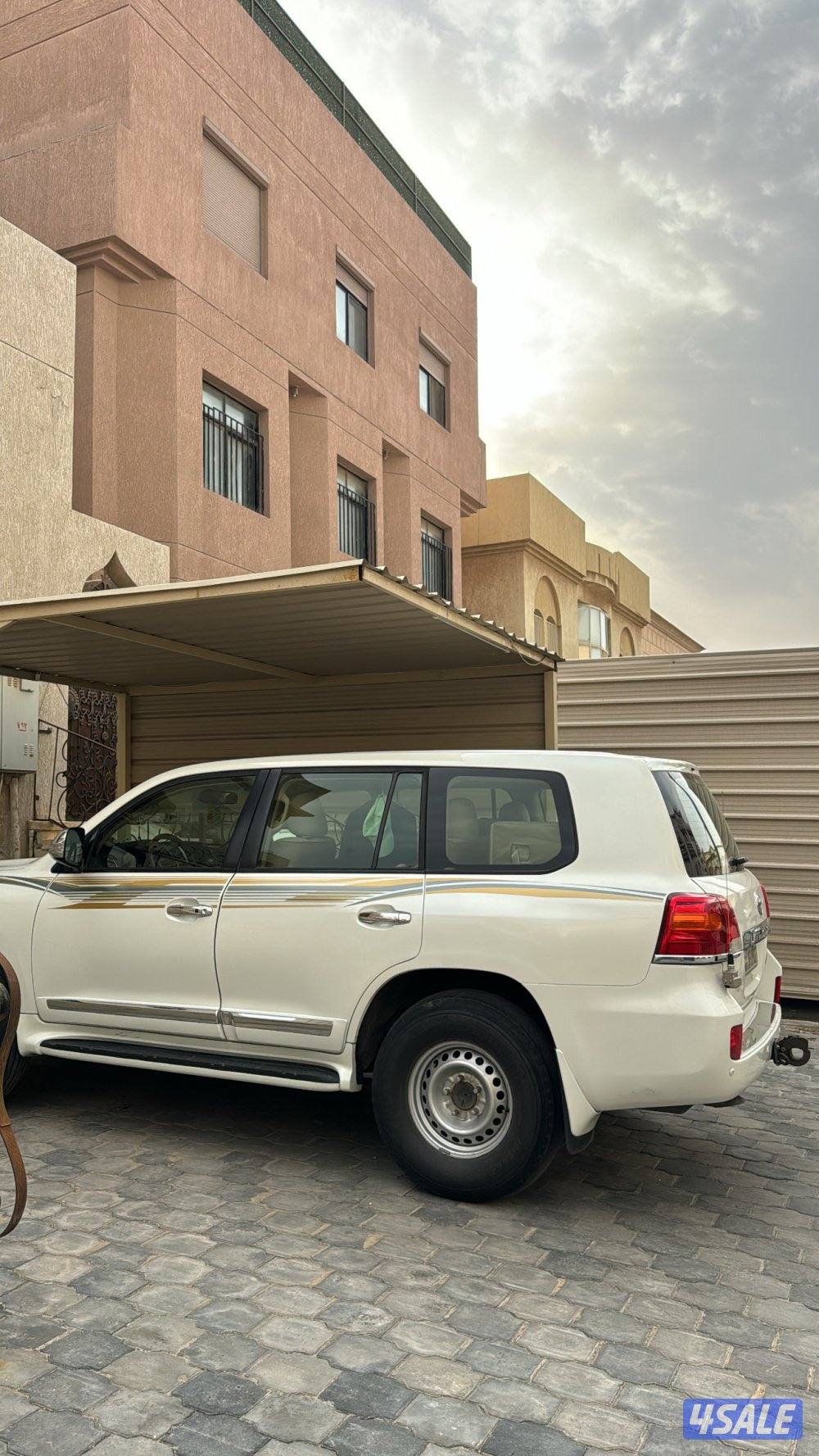 لاند كروزر 2012 gxr ممشى 3601