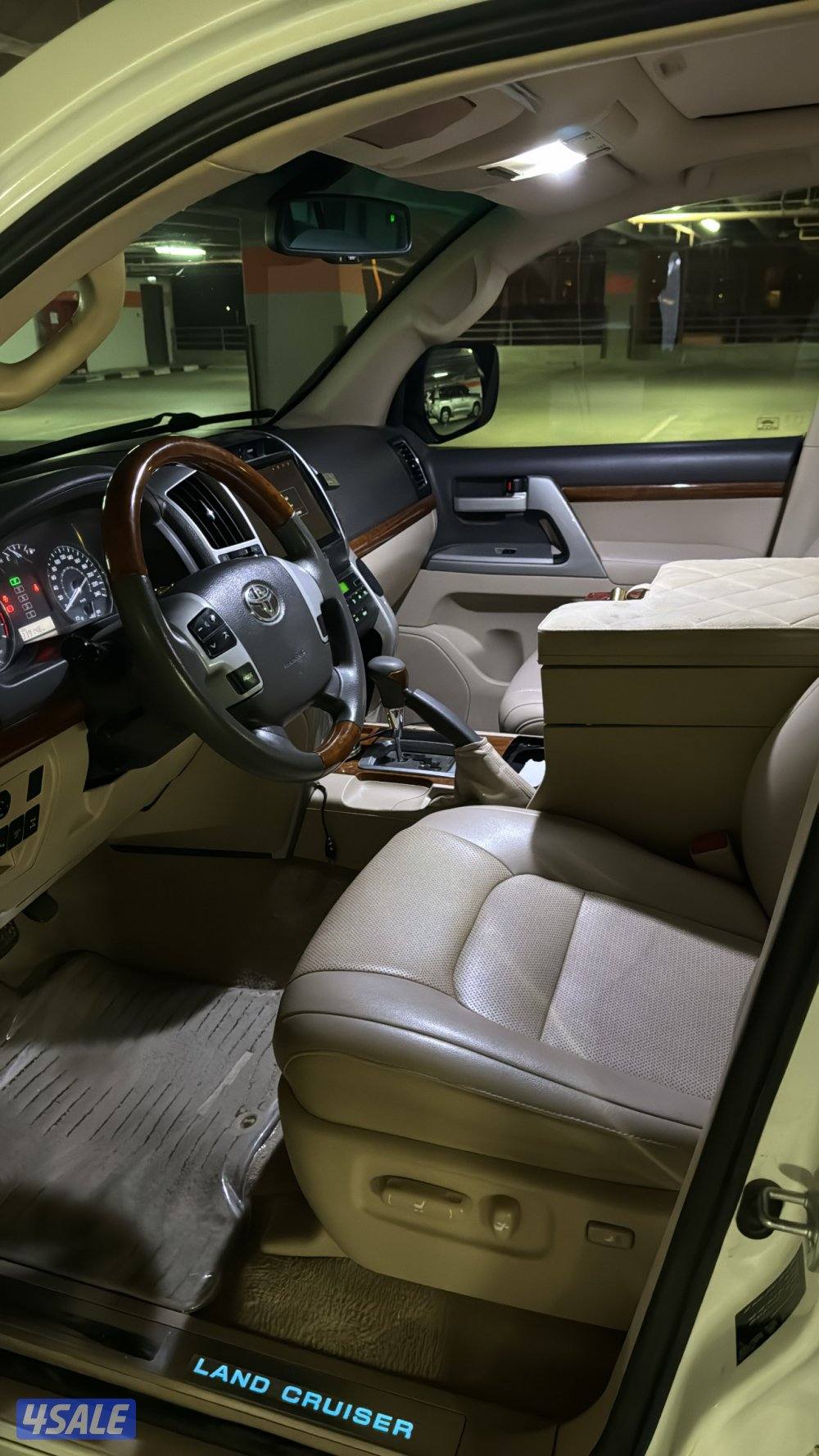 لاند كروزر 2012 gxr ممشى 3606