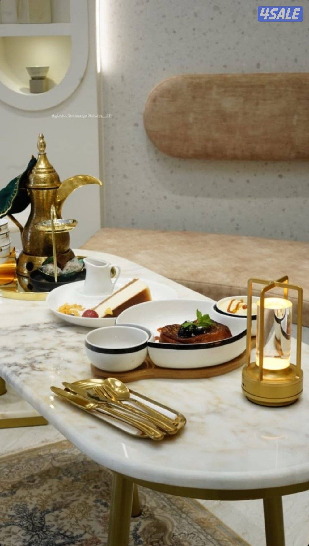 للبيع معدات كافيه ومطعم نظيفة جدااا0