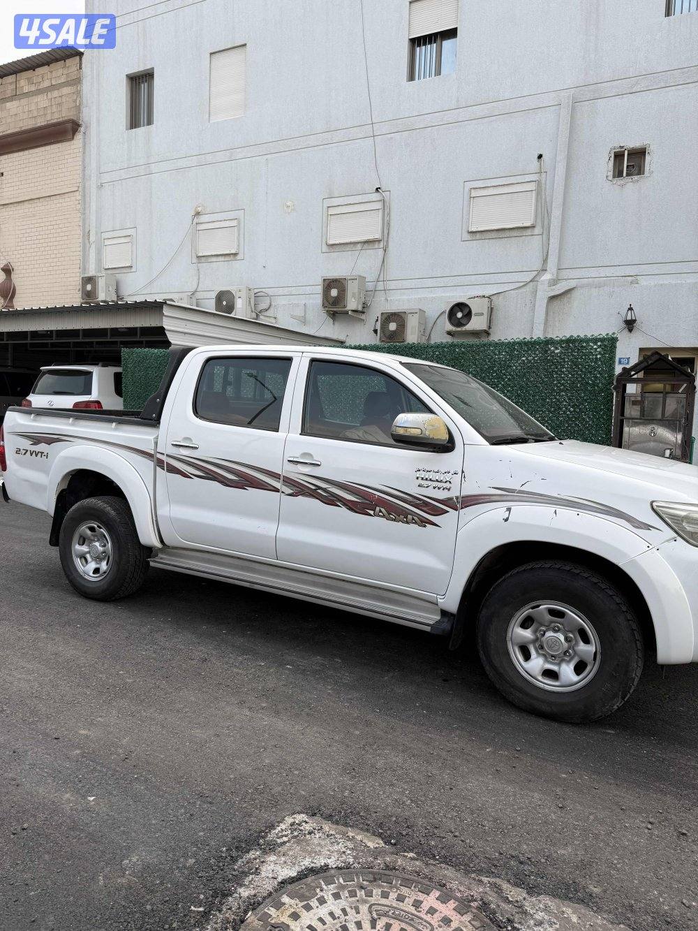 للبيع هايلكس قير تماتيك الدرجه الا شرط الفحص صبغ الوكاله ماشيه ٤٢٠ الف2