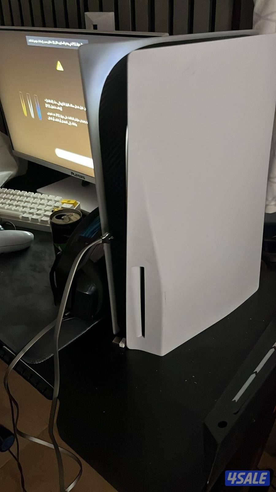 للبيع سوني فايف وسوني فور0