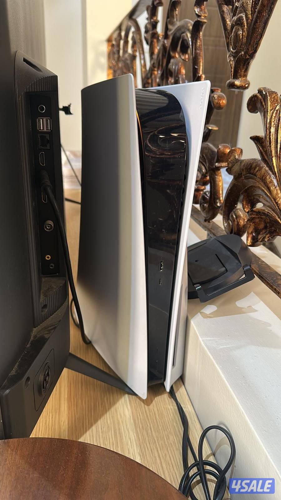 للبيع سوني فايف وسوني فور4