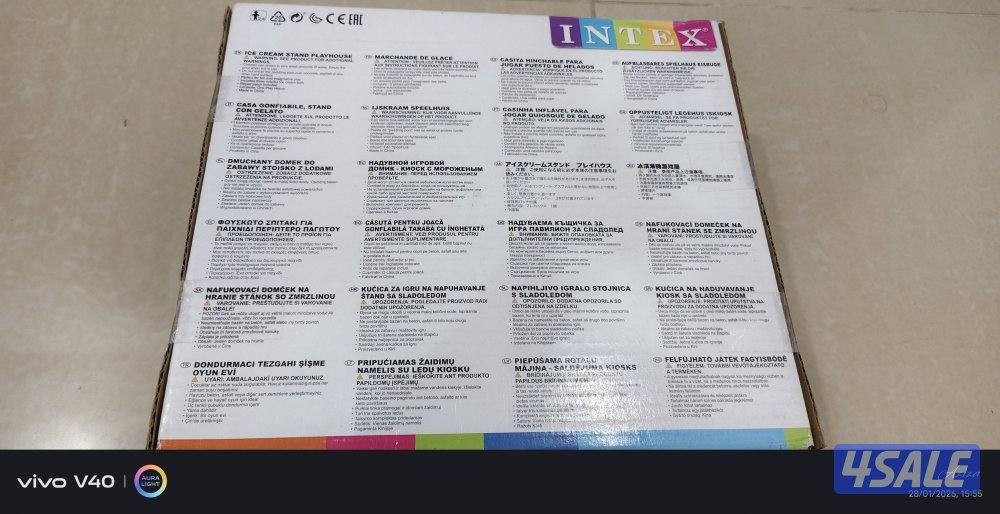 Ice cream play house stand0