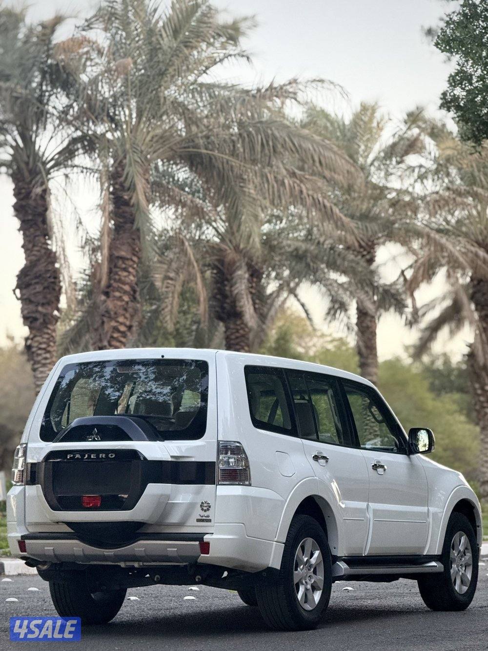 ميتسوبيشي باجيرو ٢٠٢٢ صبغ وكاله ماشي ٤٥ الف13