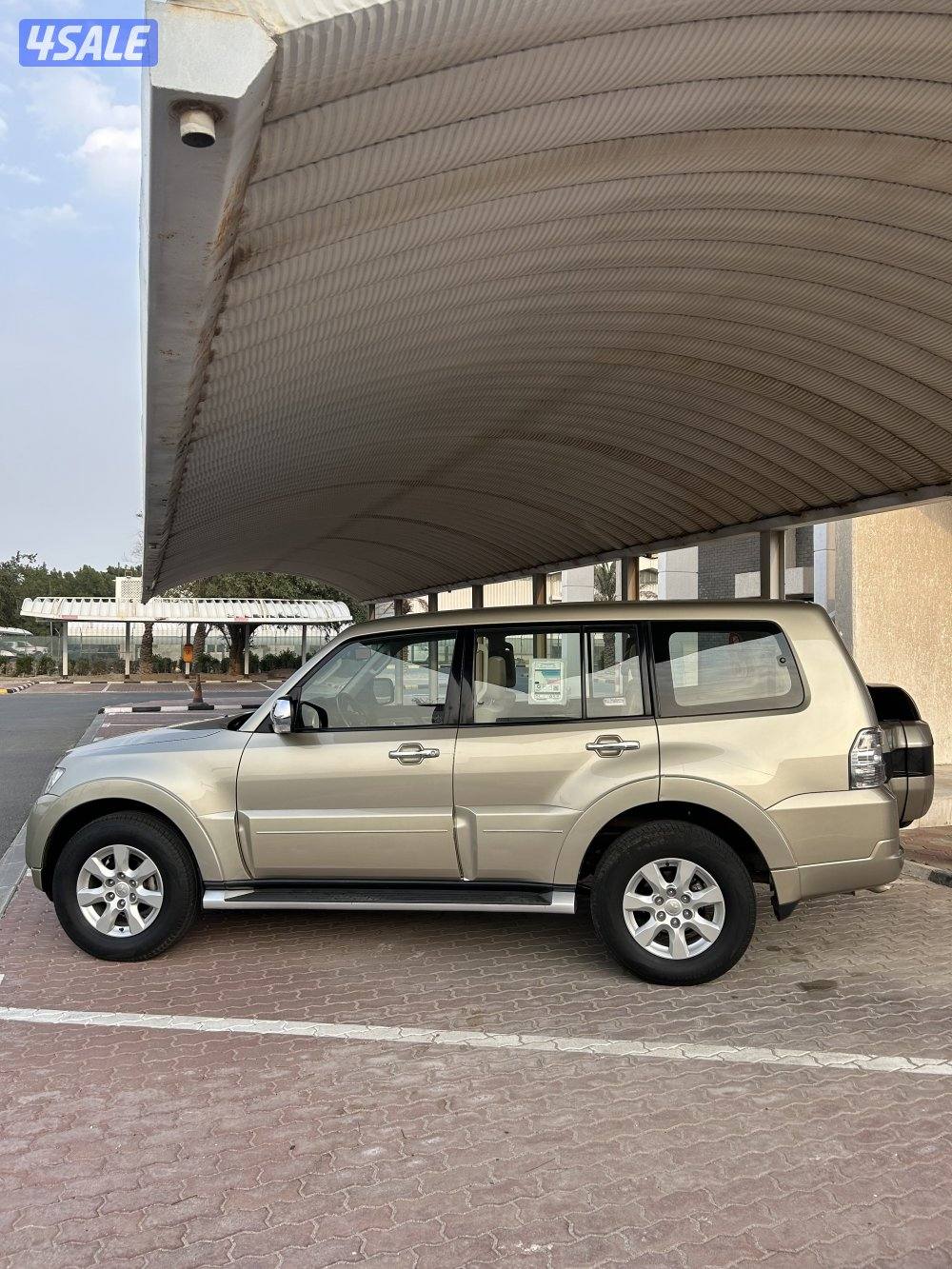 للبيع باجيرو 2022 وكالة الملا1