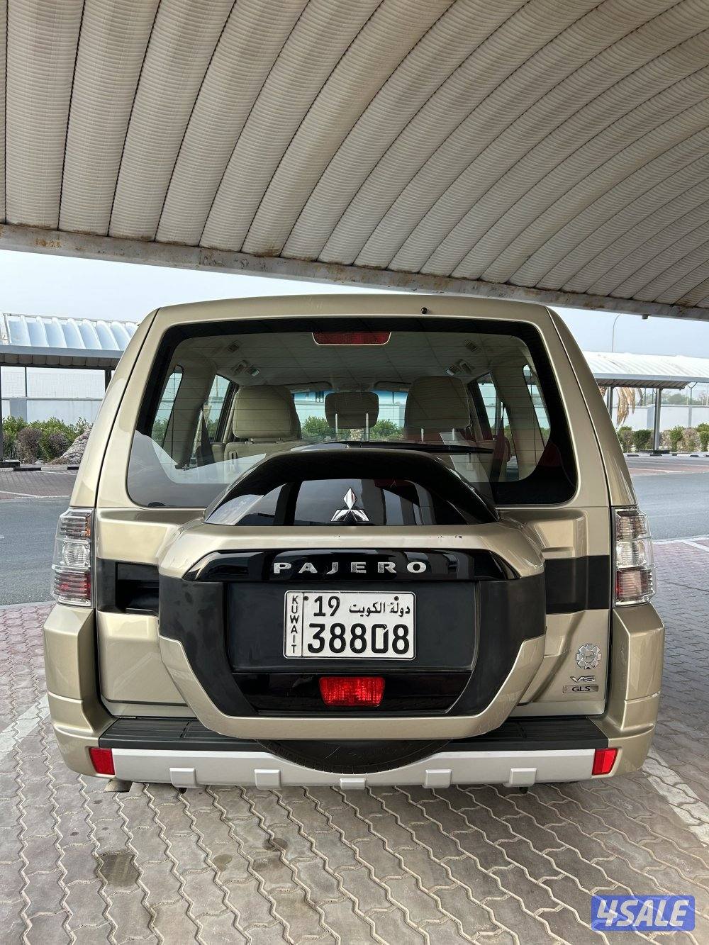 للبيع باجيرو 2022 وكالة الملا4