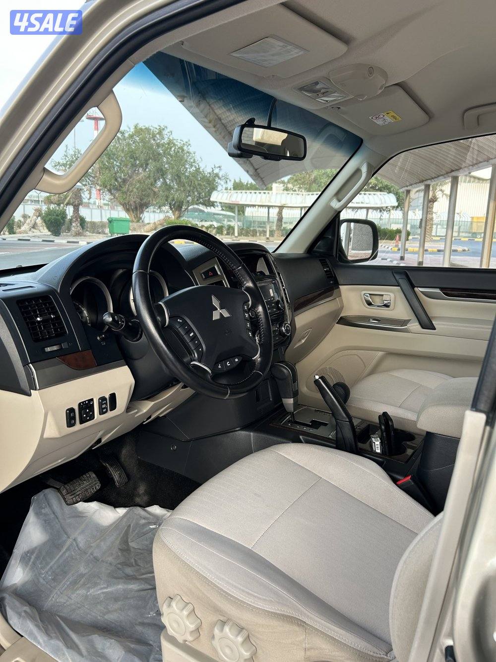 للبيع باجيرو 2022 وكالة الملا8