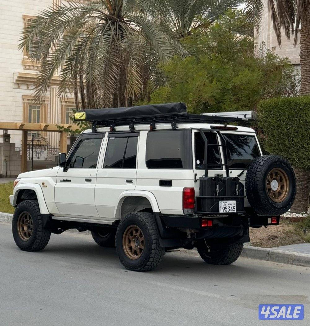 للبيع جيب لانكروزر نص موديل 2020 صبغ الوكالة3