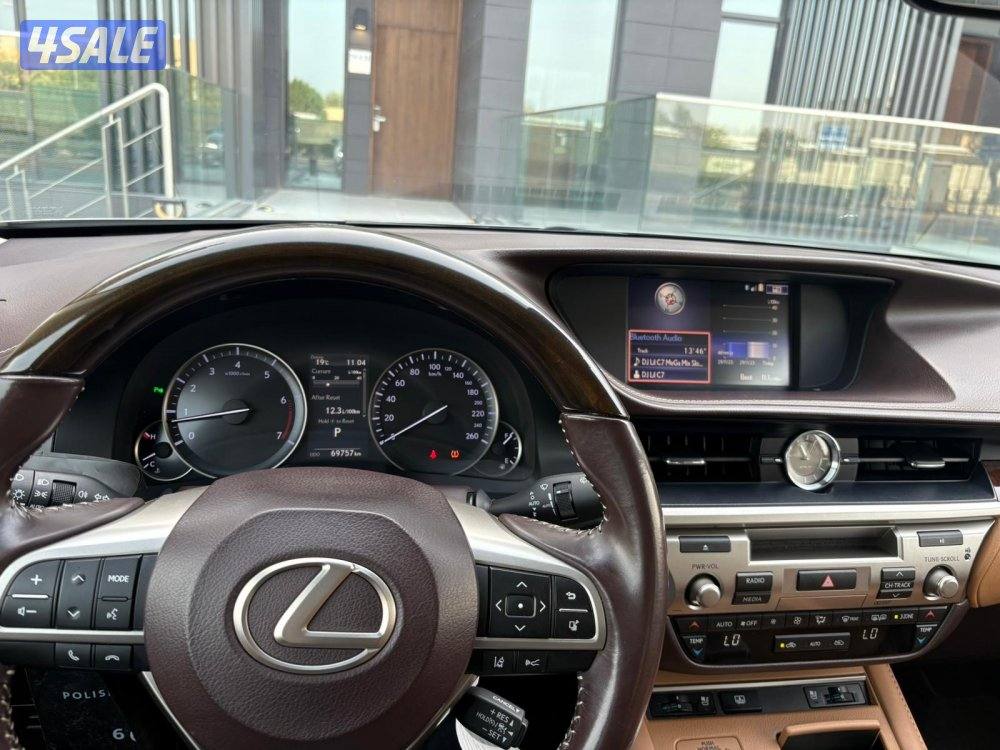 للبيع لكزس ES250 وارد الساير ممشى 69 الف صبغ وكالة شرط الفحص2