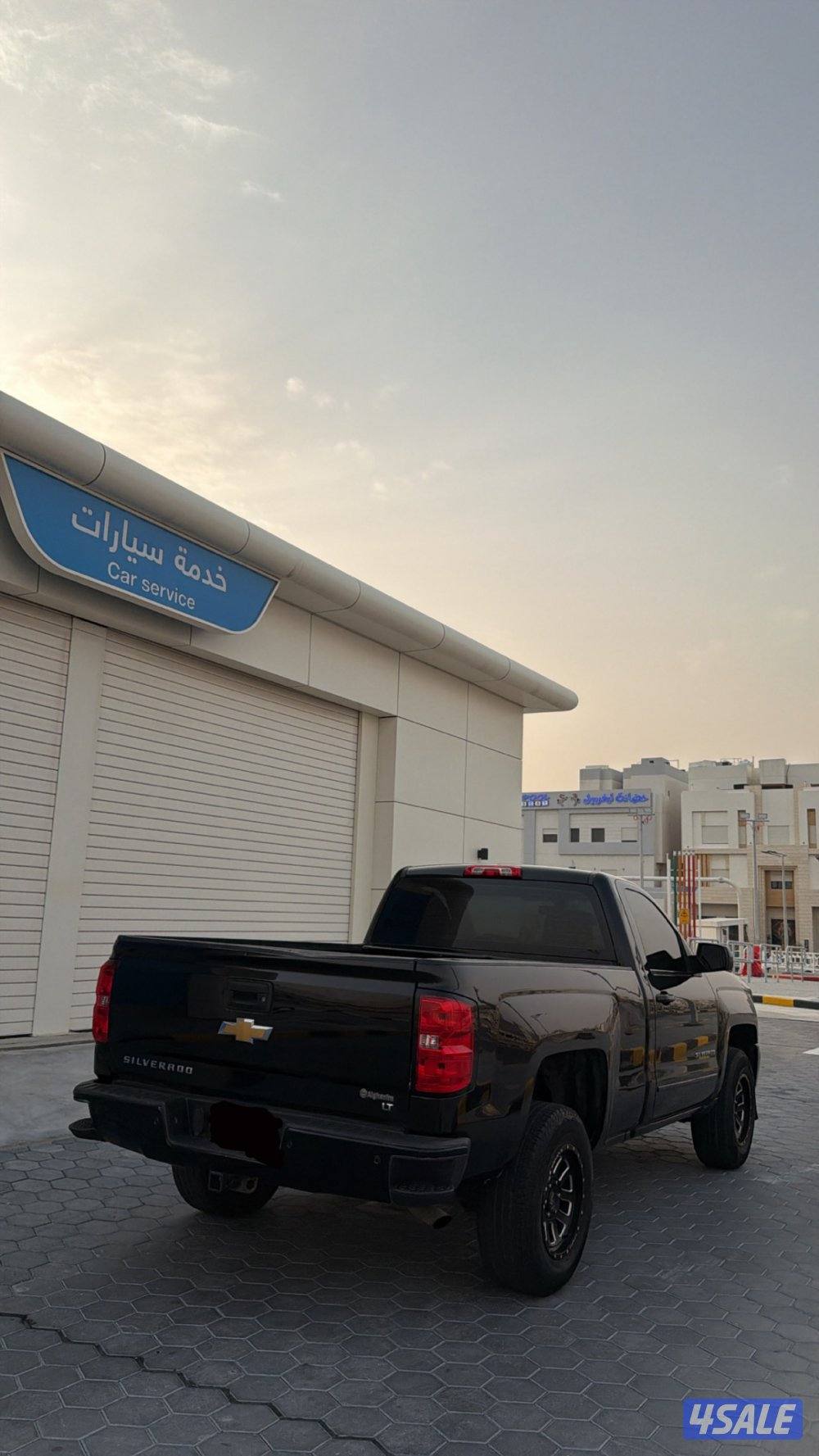 للبيع سلفرادو 2018 LT وارد الغانم شرط الفحص2