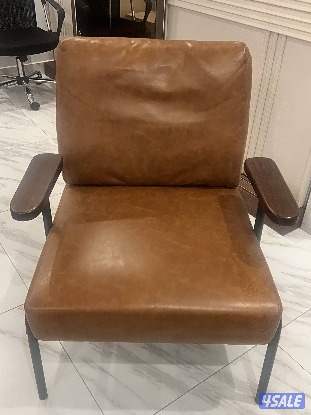 كرسي جلد1