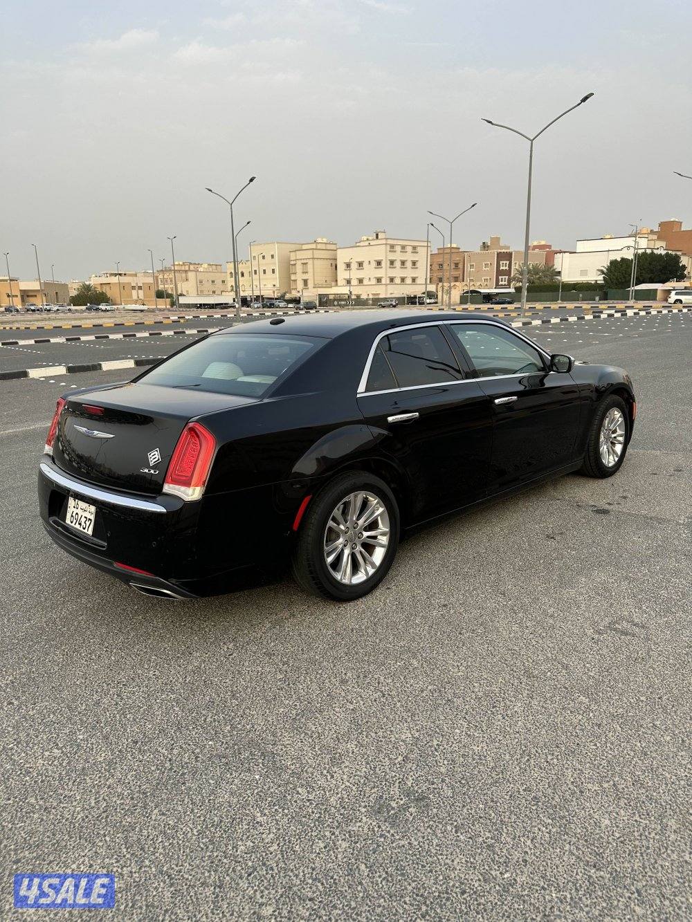 للبيع الكرايزلر بحاله الوكاله3