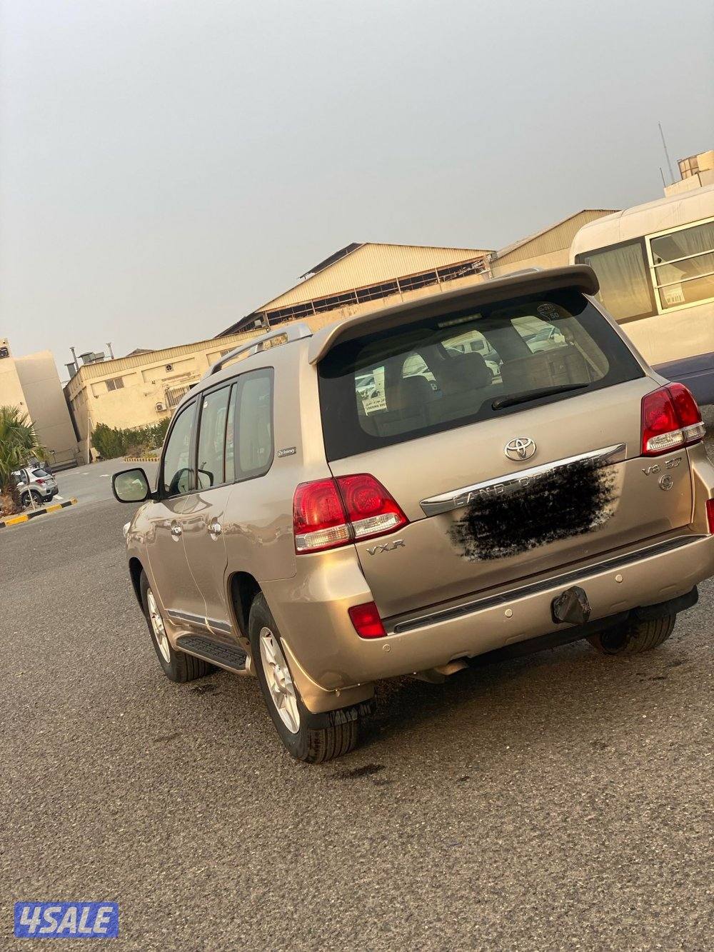 للبيع لاند كروزر 2011 VXR كامل المواصفات
شرط الفحص قير مكينه شاصي ماش3