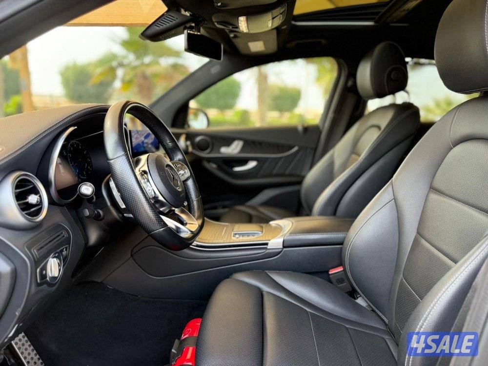 للبيع : مرسيدس GLC200 موديل : 2022 عداد : 100 الف8