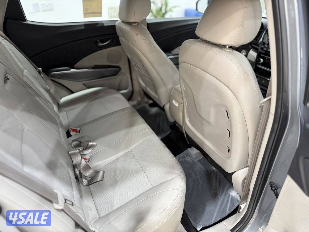 (KGM) Tivoli - 2023 - Used - المعتمد5