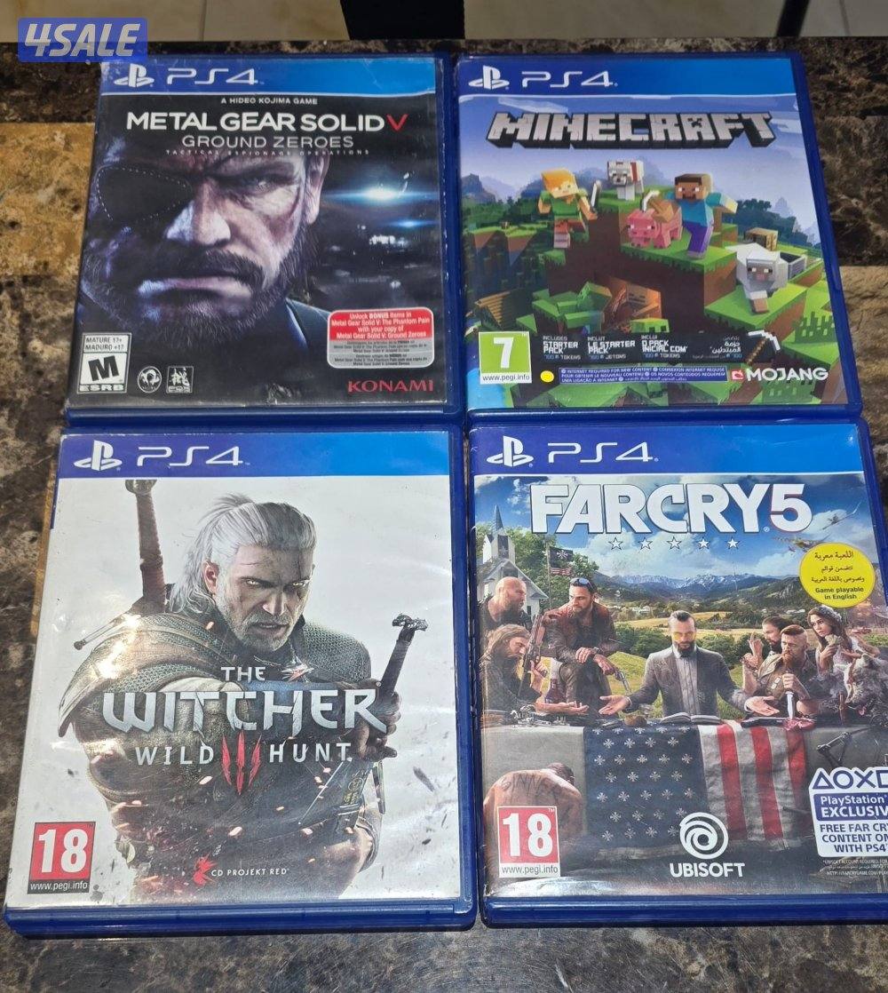 PS4 Pro 890 gb with travelling case and controller1