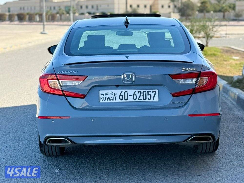 للبيع هوندا اكورد  فل ابش اعلى درجه اون مميز صبغ وكاله لون 20215