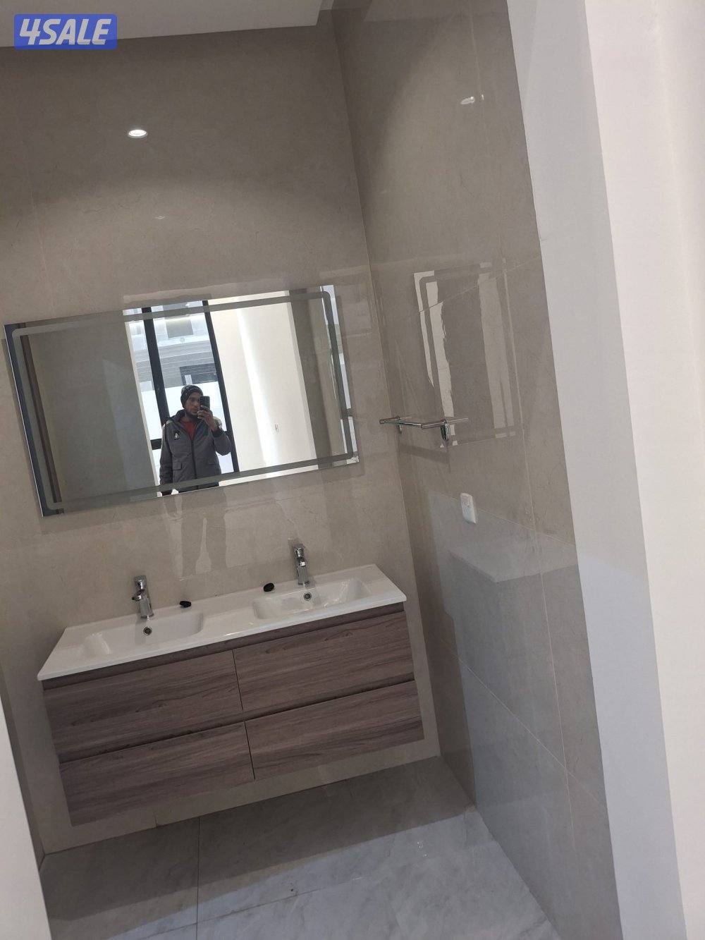 للايجار قسيمه بالمطلاع قطاع N2 قطعه ١0