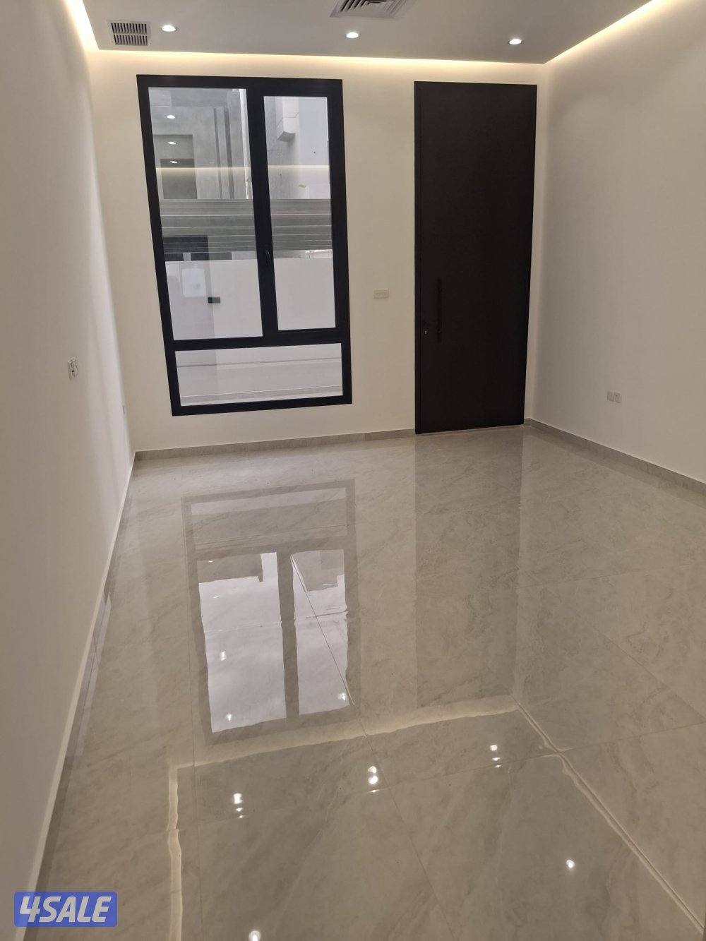 للايجار قسيمه بالمطلاع قطاع N2 قطعه ١1