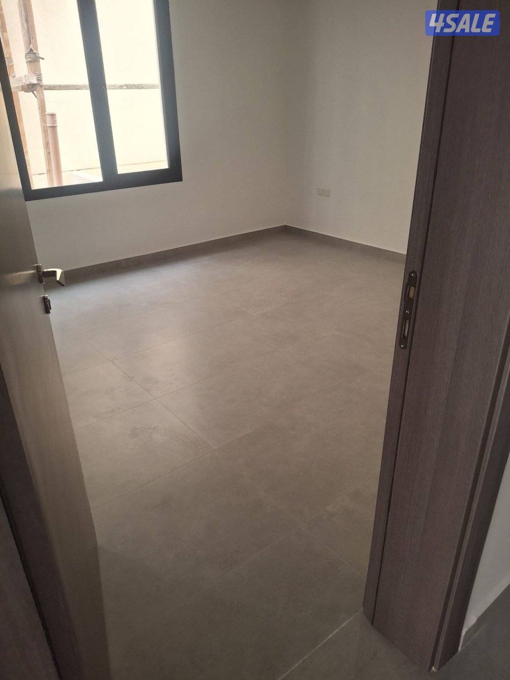 للايجار قسيمه بالمطلاع قطاع N2 قطعه ١8