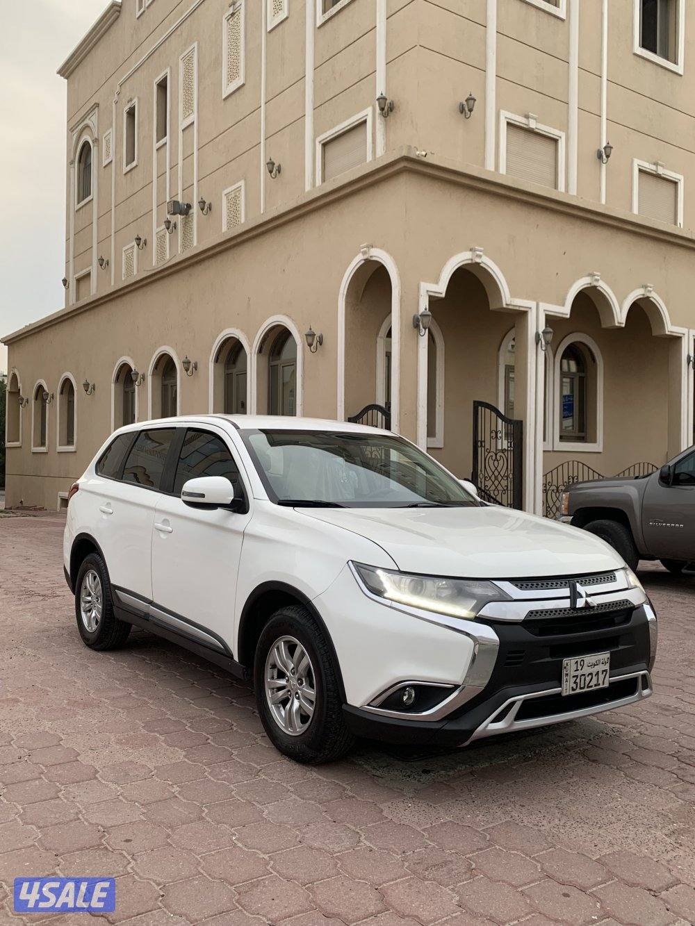 للبيع اوتلاندر 20204