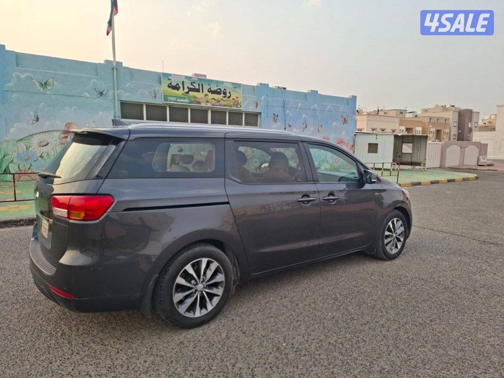 كيا كرنفال  20186