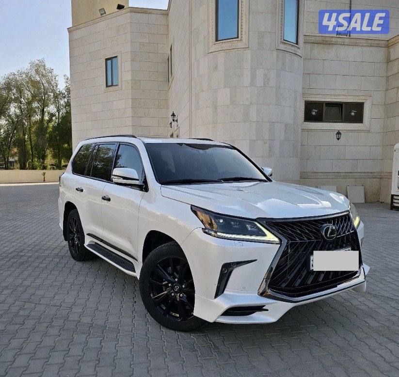 LX570 black edition - lexus لكسز جيب1