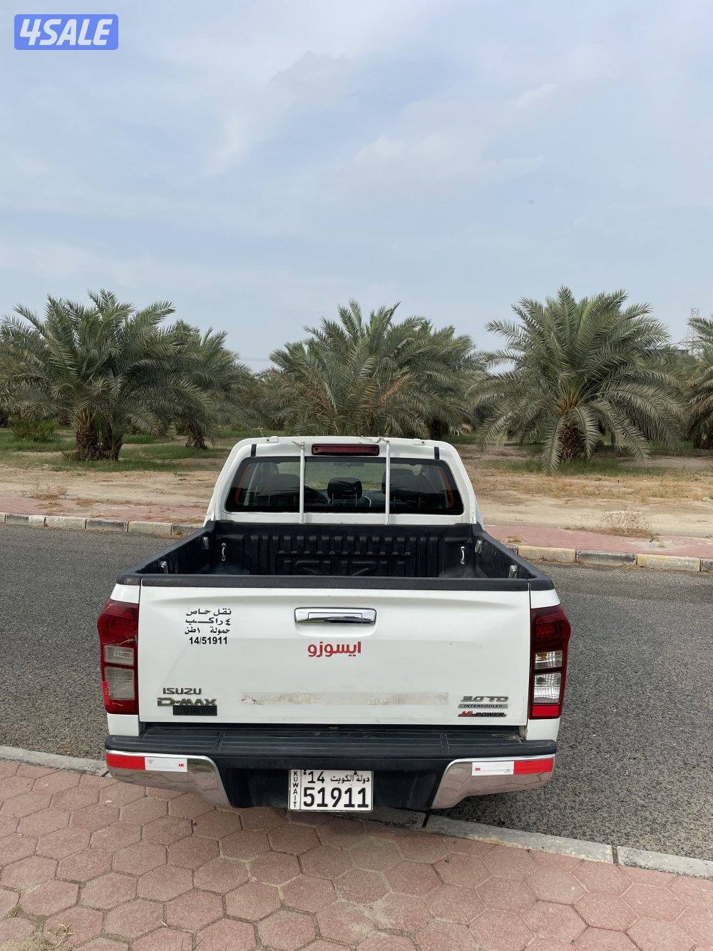 للبيع وانيت ايسوزو دي ماكس ديزل شرط الفحص 2016✔️6
