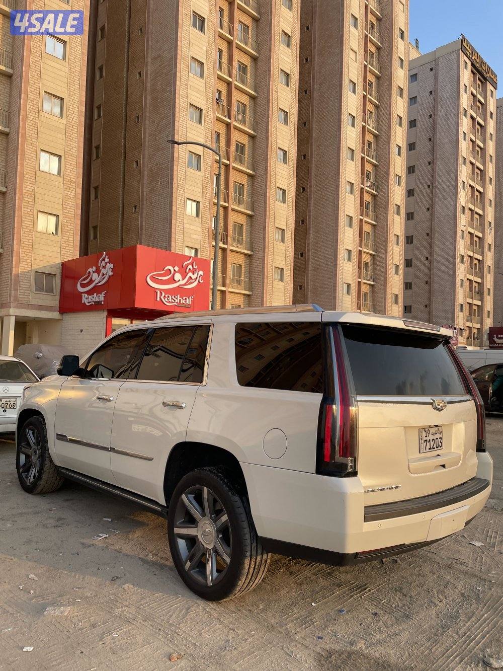 كاديلاك سكاليد 2015 شرط الفحص2