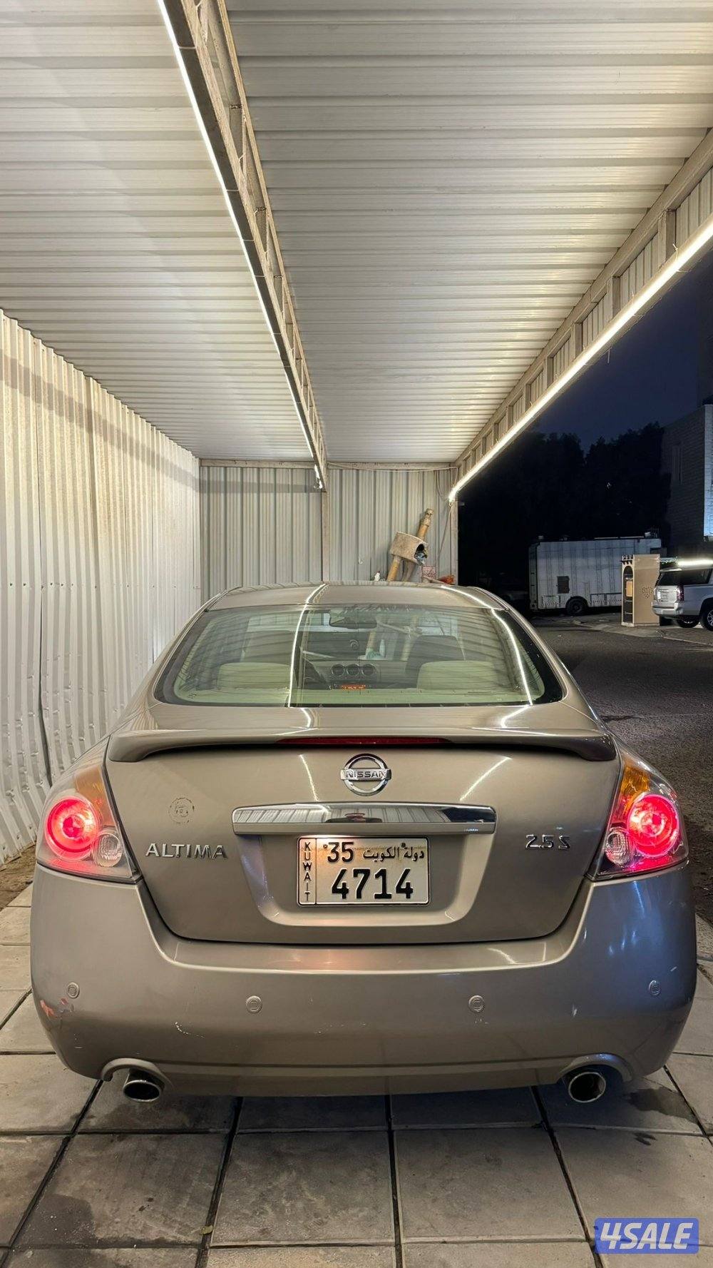 بحالة ممتازة جداً3