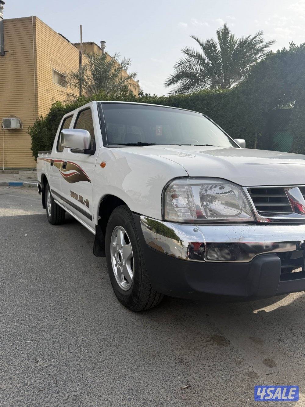 للبيع  كل شي شغال شاصي جيد على السوم بيمه سنه0