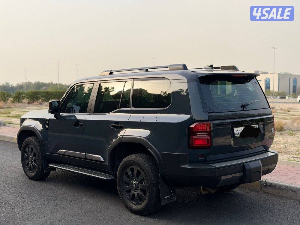 للبيع برادو wx اعلا درجة 2026 بحالة المصنع0