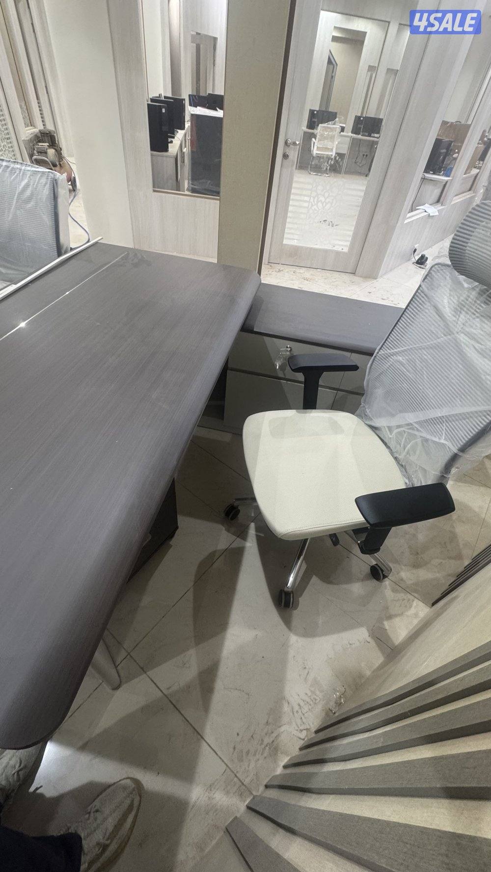 Premium Executive Office Desk1